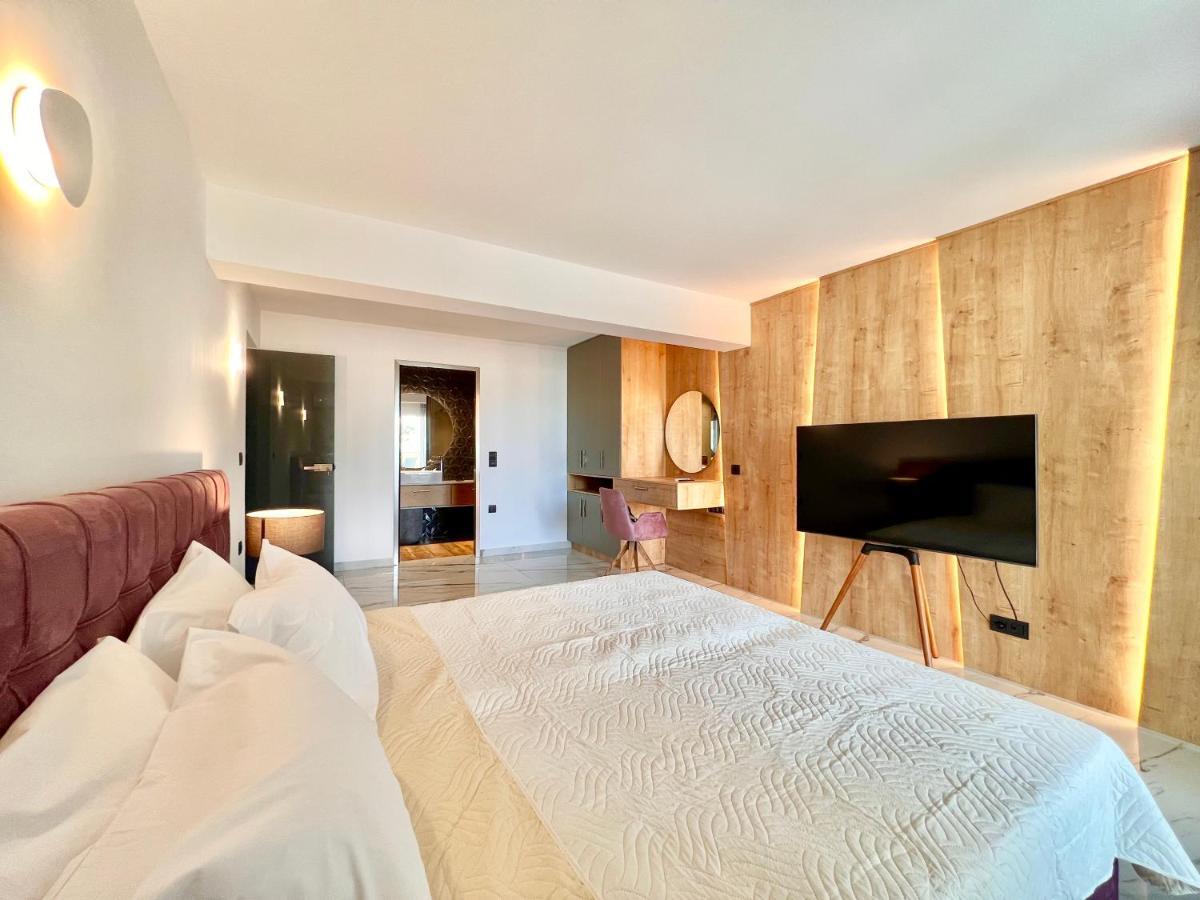 Luxury Villa Barbati Sun With Private Pool By Dadovillas Exterior photo